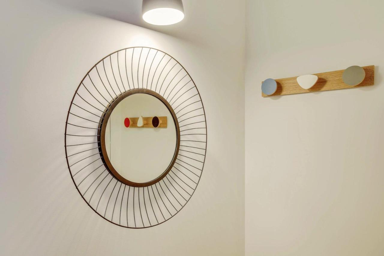 & Stylish Renovated Parisian / 6-8 Guests Parigi